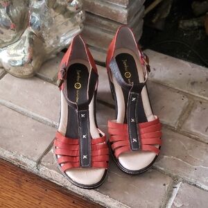 Jambu Red/Brown Suede Sandals Size 9